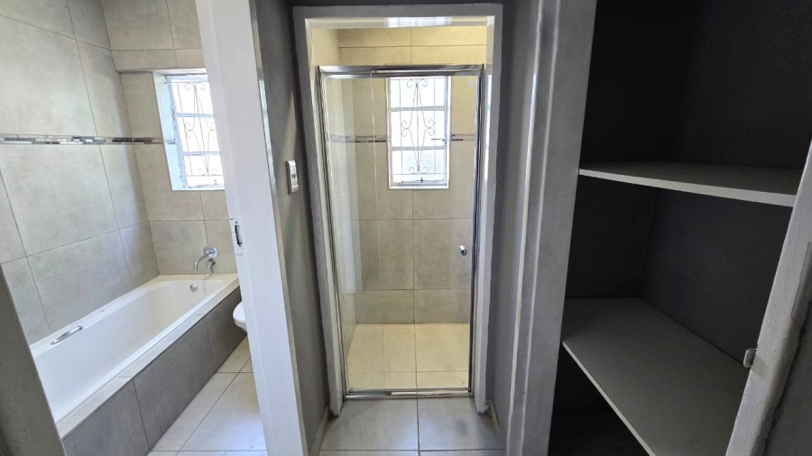 4 Bedroom Property for Sale in Wilgehof Free State